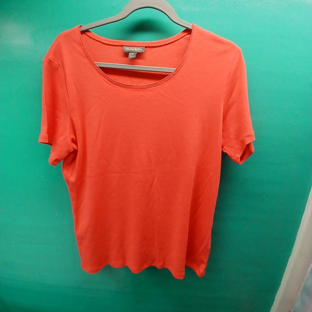 Style & Co Short Sleeve T-Shirt Size M Coral Orange Cotton Scoop Neck Basic‎ Tee
